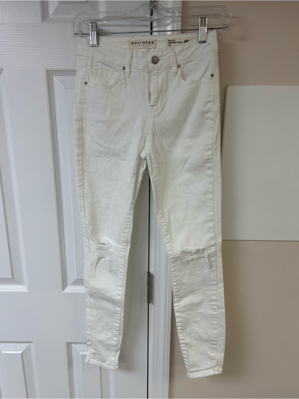Bullhead Denim Co. Mid Rise Skinniest Ankle Jeans White